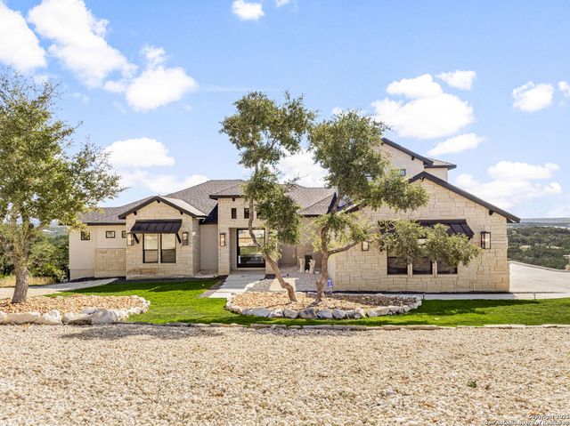 1848 Private Road 2771, Mico, TX 78056