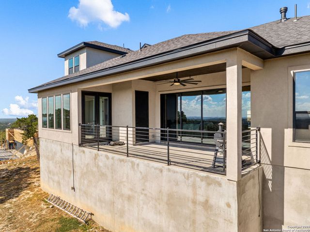 1848 Private Road 2771, Mico, TX 78056