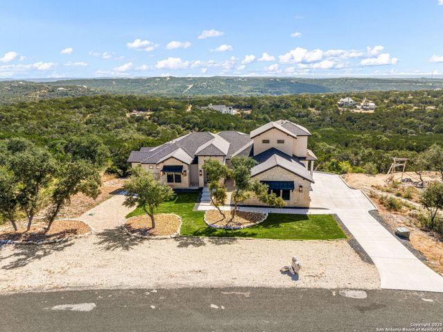 1848 Private Road 2771, Mico, TX 78056