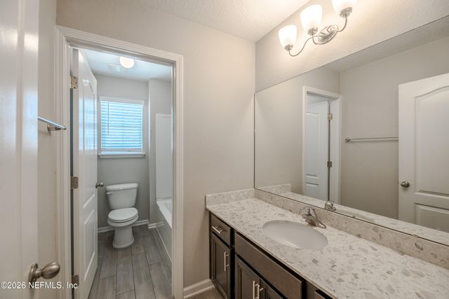 8182 DANCING FOX Street, Jacksonville, FL 32222