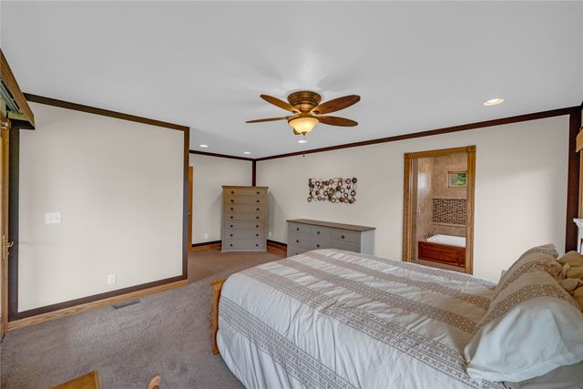 904 Pleasant Street SE, Bondurant, IA 50035