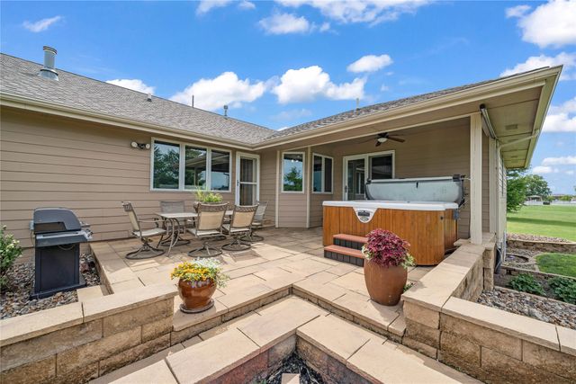 904 Pleasant Street SE, Bondurant, IA 50035