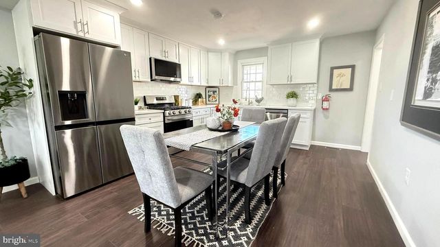 943 COLUMBUS RD, Burlington, NJ 08016