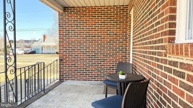 943 COLUMBUS RD, Burlington, NJ 08016