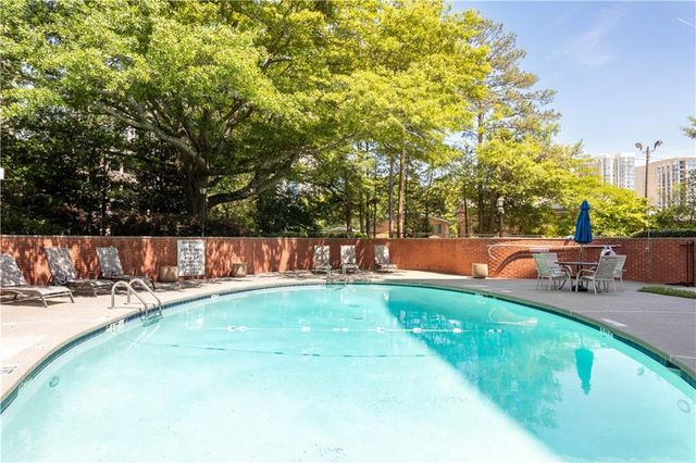 3060 PHARR Court N 422, Atlanta, GA 30305