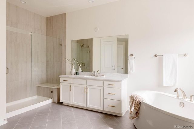 6608 S White Crow Court, Aurora, CO 80016