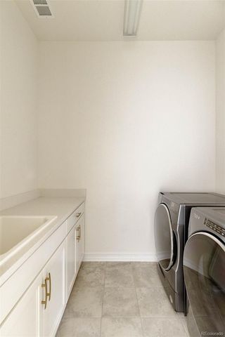 6608 S White Crow Court, Aurora, CO 80016