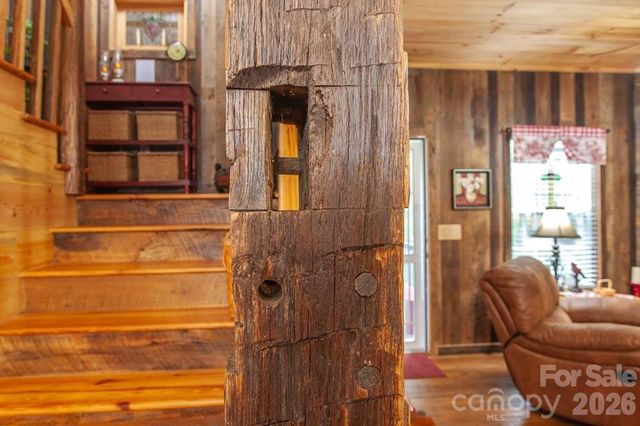 138 Hubbell Lane, Robbinsville, NC 28771