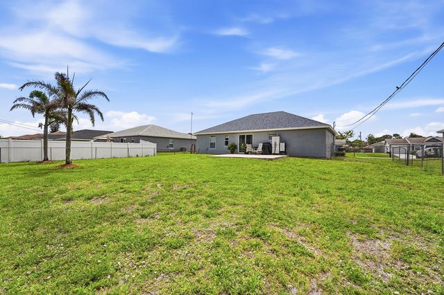 461 SW Exmore Avenue, Port St. Lucie, Port St Lucie, FL 34983