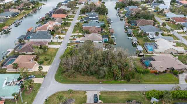 20 CLEVELAND COURT, Palm Coast, FL 32137