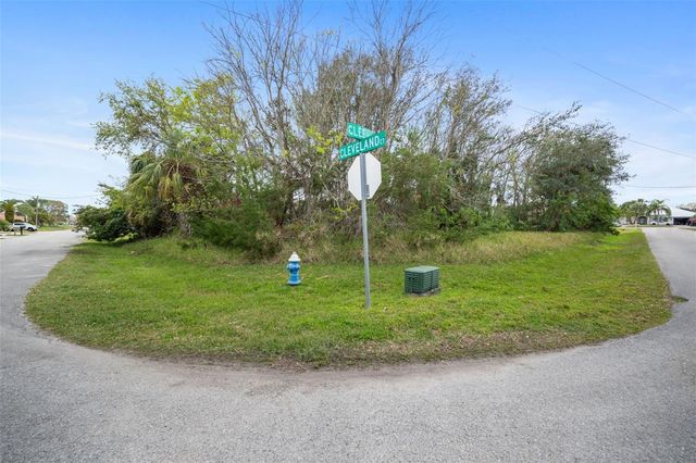 20 CLEVELAND COURT, Palm Coast, FL 32137