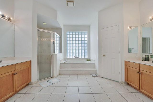 5005 NW 57th Terrace, Coral Springs, FL 33067