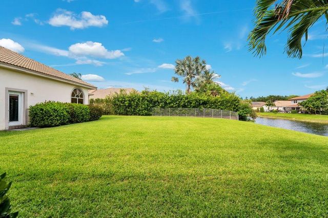 5005 NW 57th Terrace, Coral Springs, FL 33067