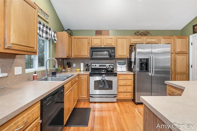 1214 Delaney Drive, Martin, MI 49070