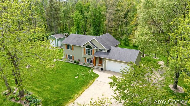 1214 Delaney Drive, Martin, MI 49070