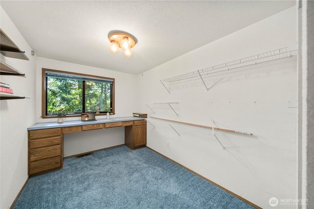 4725 Rehklau Road SE, Olympia, WA 98513
