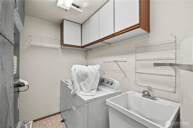 4725 Rehklau Road SE, Olympia, WA 98513