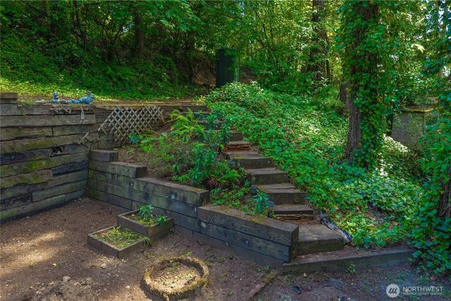4725 Rehklau Road SE, Olympia, WA 98513