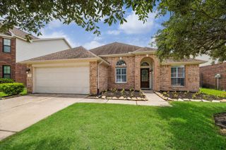 9111 Kinnel Lane, Tomball, TX 77375
