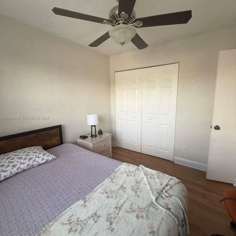 940 NW 104th Avenue 203, Pembroke Pines, FL 33026