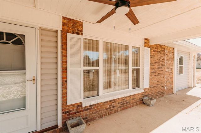 13830 Colorado Road, Dixon, MO 65459