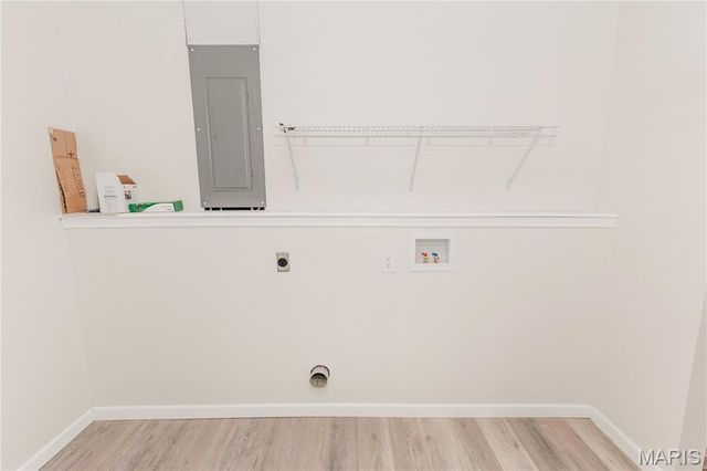 13830 Colorado Road, Dixon, MO 65459