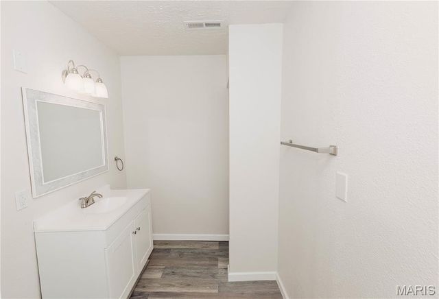 13830 Colorado Road, Dixon, MO 65459