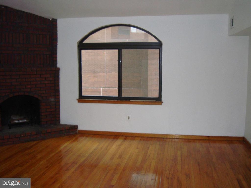 1828 SOUTH ST, Philadelphia, PA 19146 — photo 2