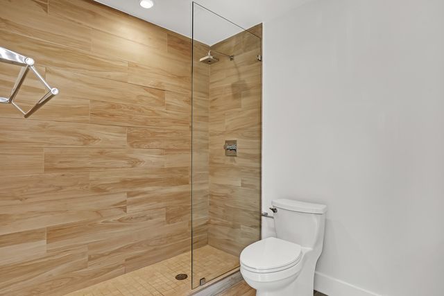 106 Inlet Way 201, Palm Beach Shores, FL 33404