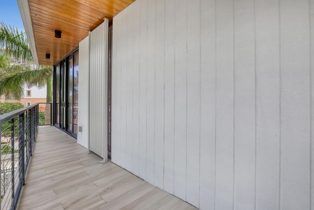 106 Inlet Way 201, Palm Beach Shores, FL 33404