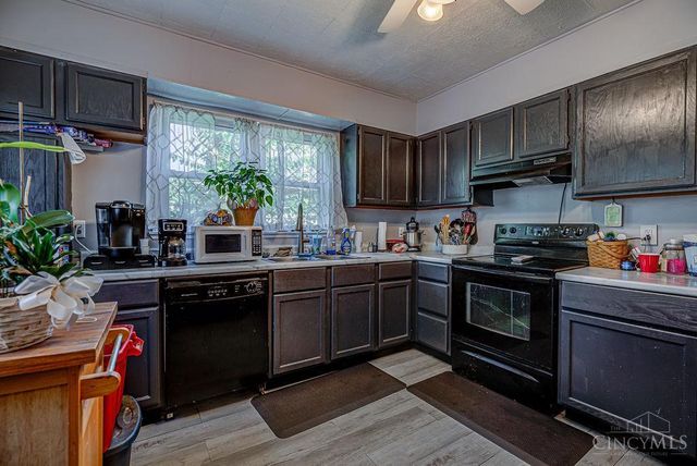 1728 Fernwood Street, Middletown, OH 45044