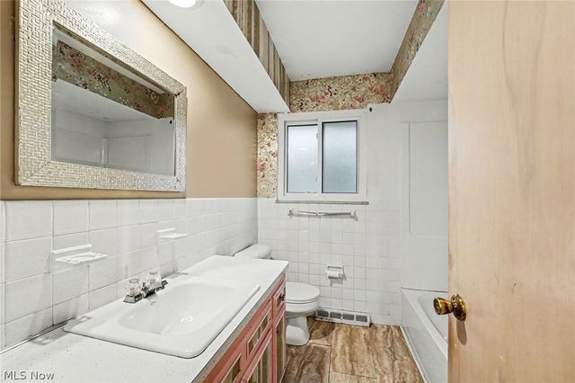 5576 Andover Boulevard, Garfield Heights, OH 44125