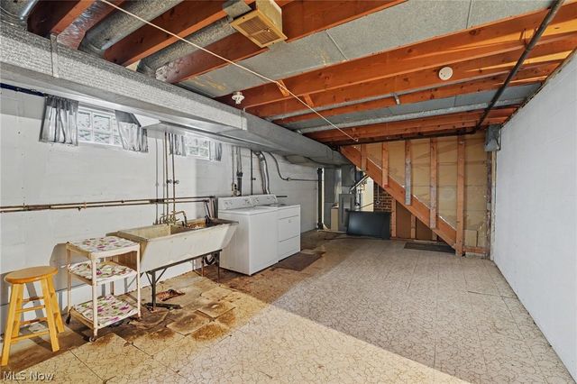 5576 Andover Boulevard, Garfield Heights, OH 44125