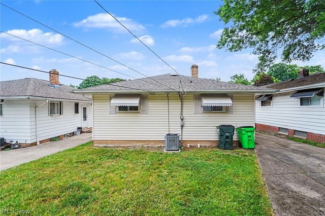 5576 Andover Boulevard, Garfield Heights, OH 44125