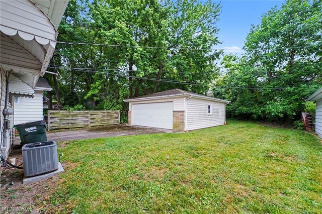 5576 Andover Boulevard, Garfield Heights, OH 44125