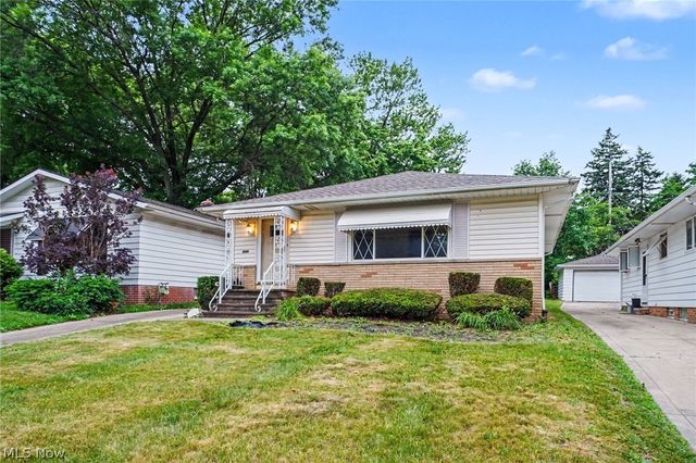 5576 Andover Boulevard, Garfield Heights, OH 44125