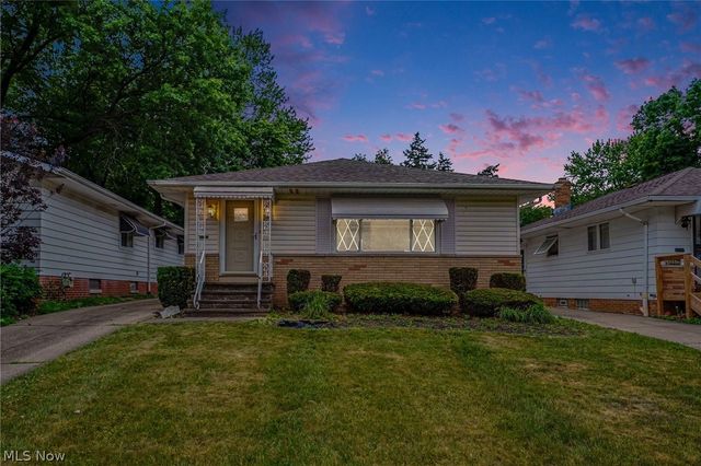 5576 Andover Boulevard, Garfield Heights, OH 44125