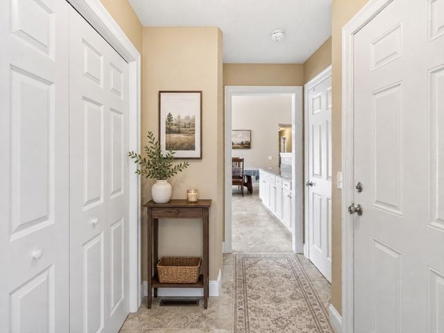 79 Beaudry Ave, Chicopee, MA 01020