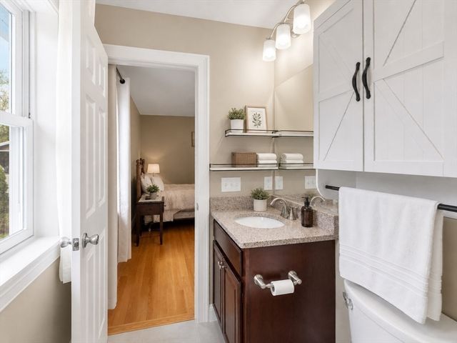 79 Beaudry Ave, Chicopee, MA 01020