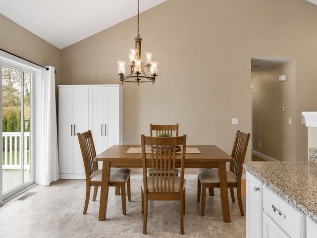 79 Beaudry Ave, Chicopee, MA 01020