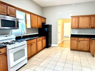 56 Estes 1, Lynn, MA 01902