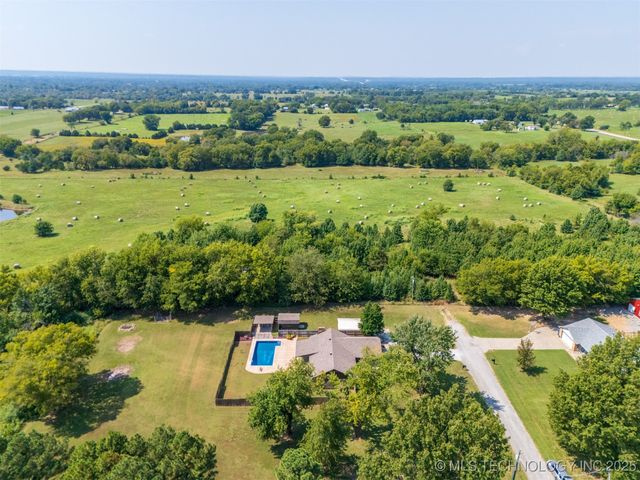 15536 E Anderson Drive, Inola, OK 74036