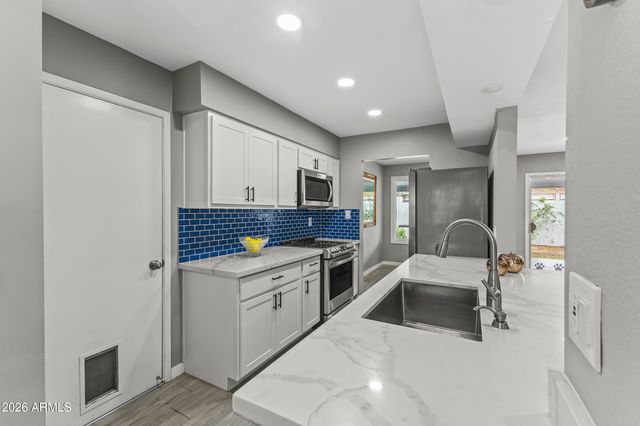 7714 E CHAPARRAL Road, Scottsdale, AZ 85250