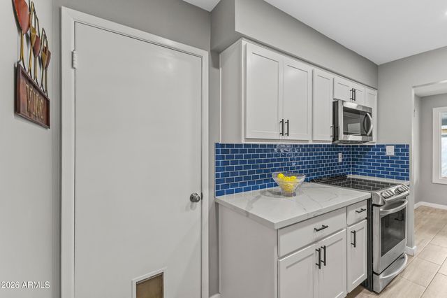 7714 E CHAPARRAL Road, Scottsdale, AZ 85250