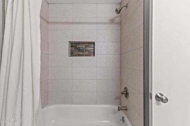 7714 E CHAPARRAL Road, Scottsdale, AZ 85250