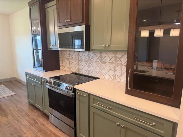11709 NW 105th Street, Yukon, OK 73099