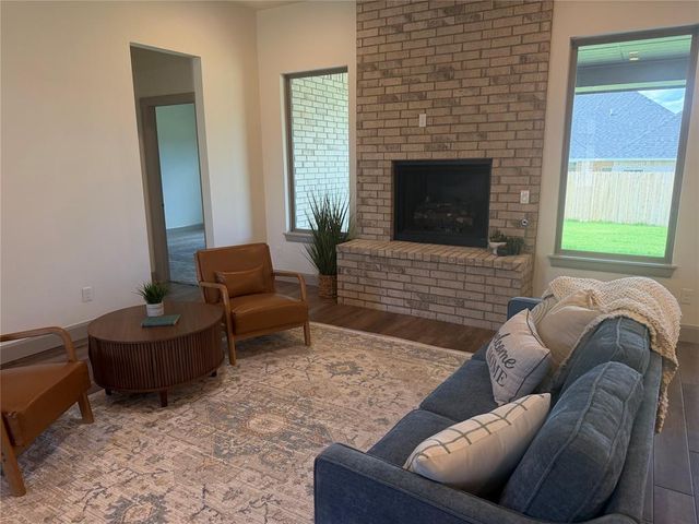 11709 NW 105th Street, Yukon, OK 73099