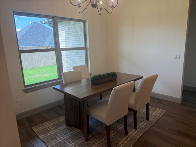 11709 NW 105th Street, Yukon, OK 73099