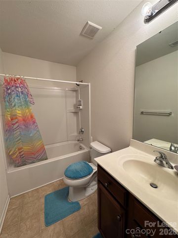 3955 Damask Drive, Charlotte, NC 28206