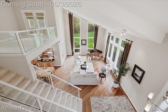 11677 Old Hamburg Road, Hamburg Township, MI 48189